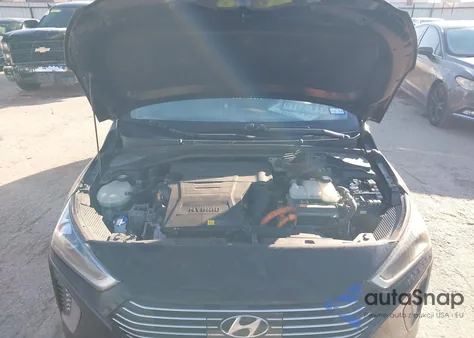 2017 Hyundai Ioniq Hybrid Limited from USA, damaged, VIN KMHC05LCXHU026072